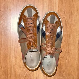 Burberry Sneakers